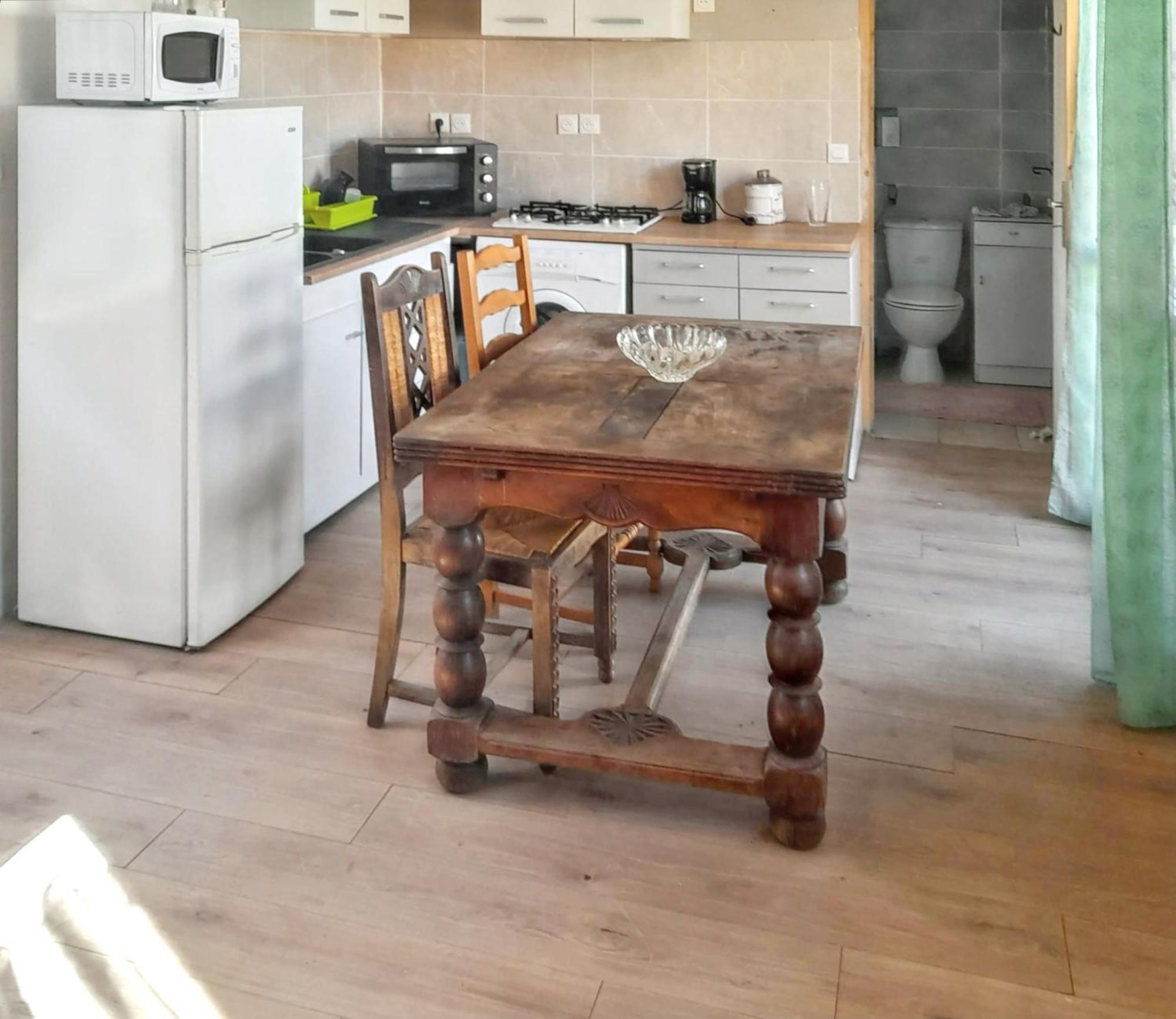 Studio Cosy A Bellerive Sur Allier Avec Terrasse Et Jardin 30 M² Apartment Luaran gambar